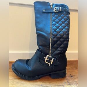 Size 7 Black Tall Winter Boots